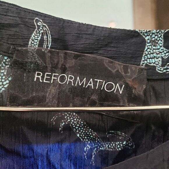 Reformation Cheetah and Antelope Folk Art Print Top - Picture 7 of 15